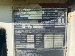 2004 GMC T7500 - Image 30