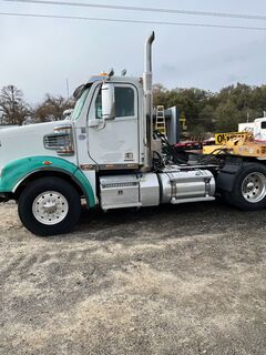 2013 FREIGHTLINER Coronado 122SD - Image 5