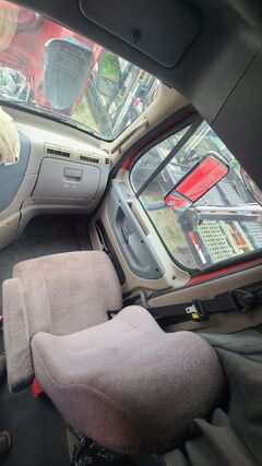 2012 FREIGHTLINER Cascadia - Image 13