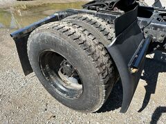 2001 FREIGHTLINER FLD 120 - Image 20