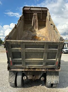 1987 FREIGHTLINER FLC - Image 39