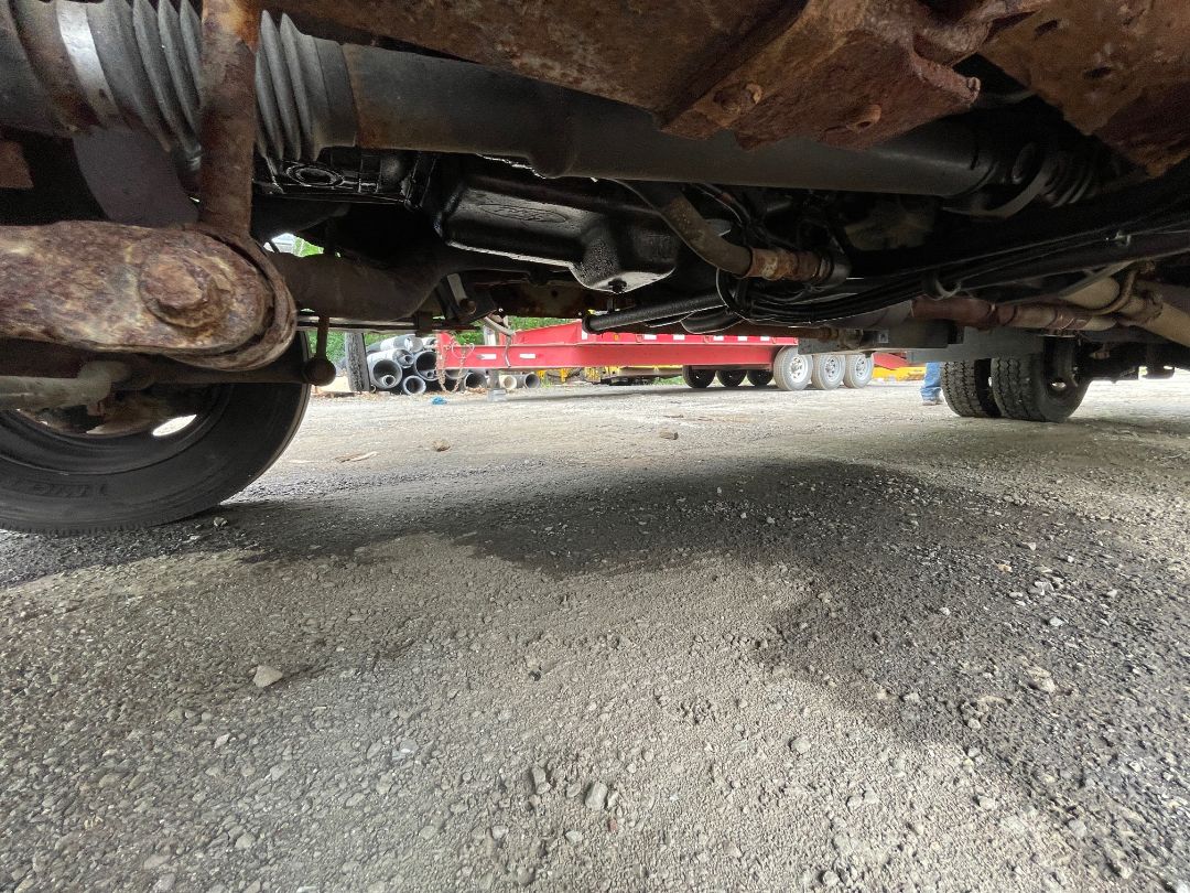 2003 FORD F-550 Service/Crane Truck - view 20 of 27