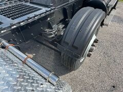 2007 MACK 600CXN - Image 10