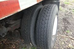 2004 GMC C7C042 - Image 21