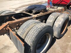 1996 VOLVO WG64 - Image 24