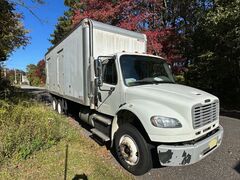 2015 FREIGHTLINER M2 Box Truck - Image 1