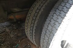 2004 GMC C7C042 - Image 11