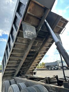 1987 FREIGHTLINER FLC - Image 36