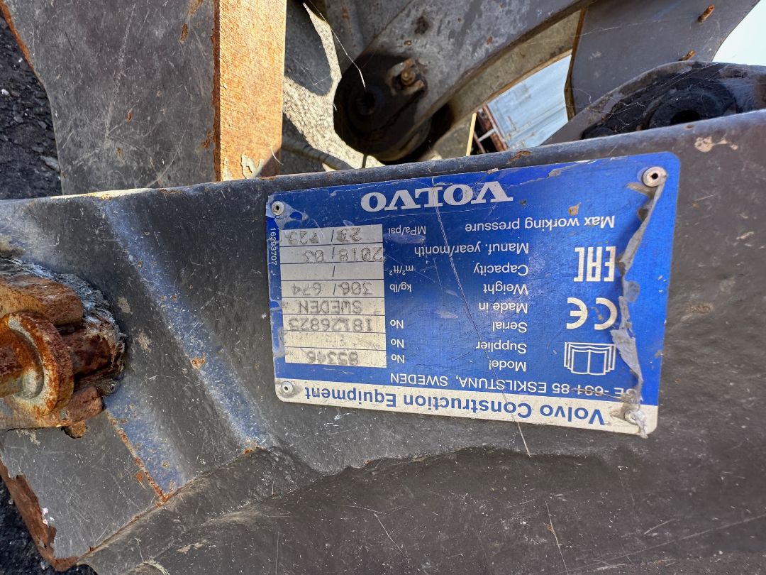 2013 VOLVO L120G - view 18 of 43