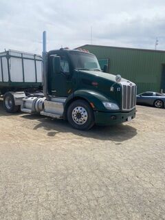 2014 PETERBILT 579 - Image 5