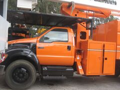 2010 FORD F750 XL Super Duty - Image 1