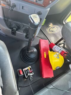 2012 MACK CHU613 - Image 12