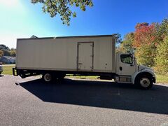 2006 FREIGHTLINER M2 Business Class Box Truck - Image 3