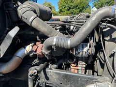 2001 FREIGHTLINER FLD 120 - Image 28