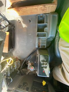 2004 GMC T7500 - Image 22