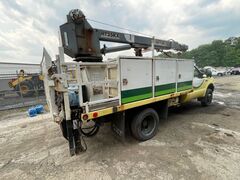 2003 FORD F-550 Service/Crane Truck - Image 2