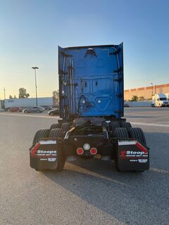 2018 FREIGHTLINER Cascadia 125 - Image 5