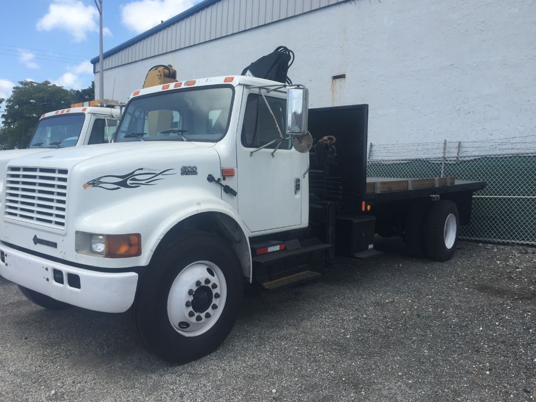 2001 INTERNATIONAL 466DT