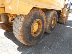 1997 CATERPILLAR D250E - Image 9