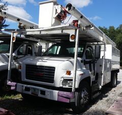 2003 GMC C8500 - Image 2