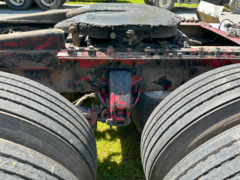 2009 PETERBILT 386 - Image 28