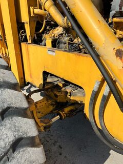 1997 PETTIBONE Cary Lift 204-G - Image 8