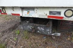 2004 GMC C7C042 - Image 9