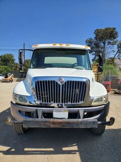 2013 INTERNATIONAL 4300 - Image 2