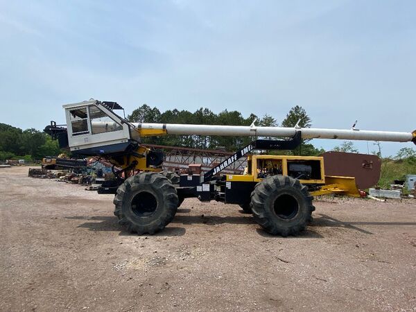 2009 JARRAFF 4 Wheel Drive