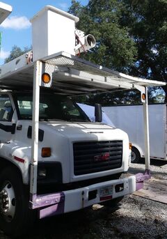 2003 GMC C8500 - Image 4