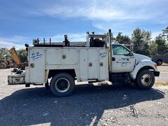 2003 FORD F650 Service Truck - Image 7