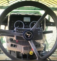 2015 DEERE 6115M - Image 13