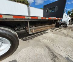 2008 FORD F750 - Image 9