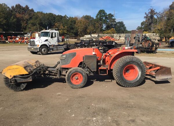 2010 KUBOTA MX4700F