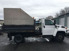 2006 GMC C5500 - Image 4