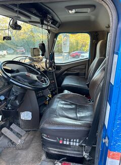 2021 INTERNATIONAL HX520 SFA - Image 13