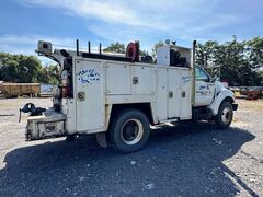 2003 FORD F650 Service Truck - Image 6