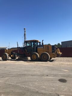 2010 DEERE 872GP - Image 4