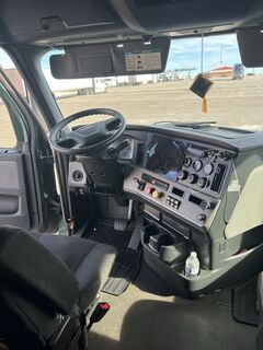 2019 FREIGHTLINER Cascadia 125 - Image 5