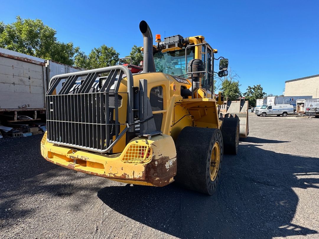 2013 VOLVO L120G - view 10 of 43