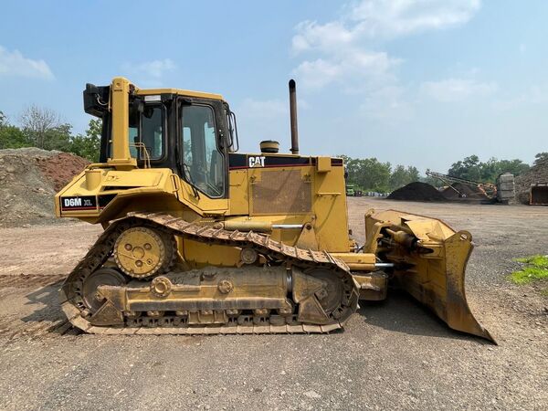 2001 CATERPILLAR D6M XL