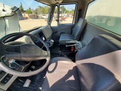 2013 INTERNATIONAL 4300 - Image 11