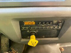 2004 GMC T7500 - Image 17