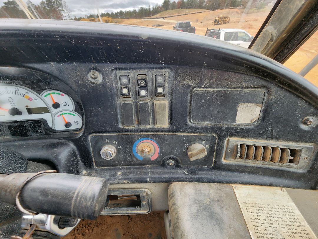 2005 CATERPILLAR 730 - view 12 of 26