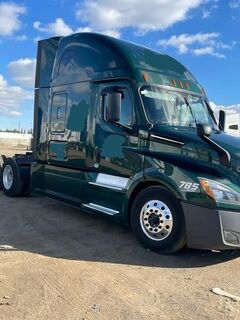 2019 FREIGHTLINER Cascadia 125 - Image 1