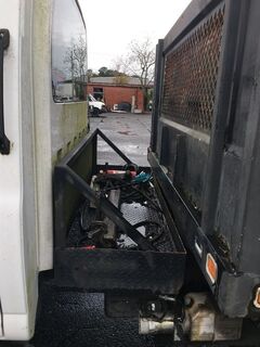 2006 GMC C5500 - Image 12