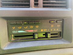 2004 GMC T7500 - Image 16