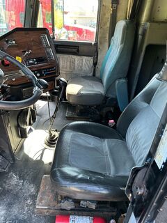 2001 FREIGHTLINER FLD 120 - Image 12