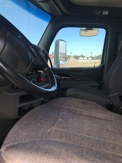 2014 PETERBILT 579 - Image 6