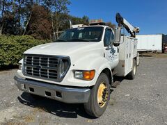 2003 FORD F650 Service Truck - Image 11